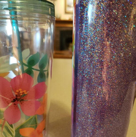 3 fun cups and bowl. 2 plastic cups, one thin stainless steel and small bowl. - Picture 2 of 12